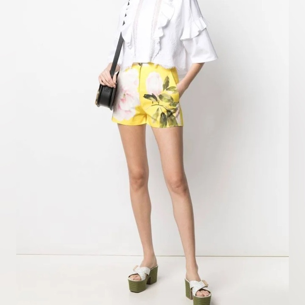 Valentino garavani rose print  yellow floral shorts size IT 44